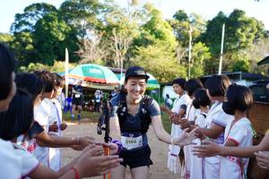 BIB: 2195, 
                            <button type="button" onclick="openModal(18982049)" class="btn btn-primary btn-sm float-right btn-popup" data-toggle="modal" data-target=".modal-high-quality">
                        <i class="fas fa-shopping-cart"></i> Add to Cart
                    </button>
                                            <button type="button" onclick="isThisMe(18982049, true)" class="btn btn-success btn-sm float-right btn-popup btn-isme hidden" data-toggle="tooltip" data-placement="bottom" title="นี่คือรูปของคุณใช่ไหม คลิกที่นี่เพื่อเอาเข้าอัลบั้ม">
                        <i class="fas fa-plus"></i> Add to album
                    </button>
                    <button type="button" onclick="isThisMe(18982049, false)" class="btn btn-warning btn-sm float-right btn-popup btn-isnotme hidden">
                        <i class="fas fa-ban"></i> Remove from album
                    </button>